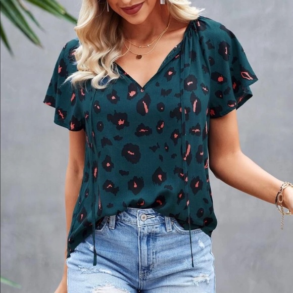 Tops - Leopard Print Butterfly Sleeve Top Blouse
